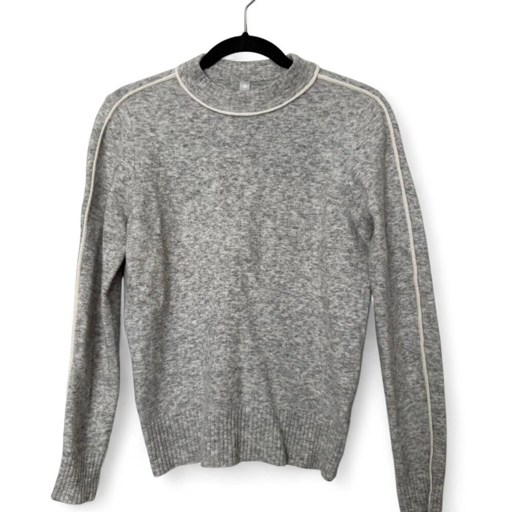 Athleta Transit Crew fine Merino wool blend heather grey sweater Size XS